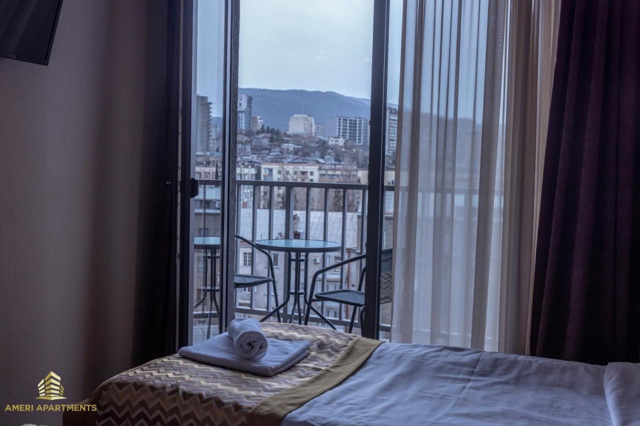 Ameri Apartments Tbiliszi Szoba fotó